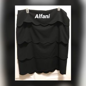 Alfani Black Scalloped tiered pencil Skirt/gold Zipper size 14